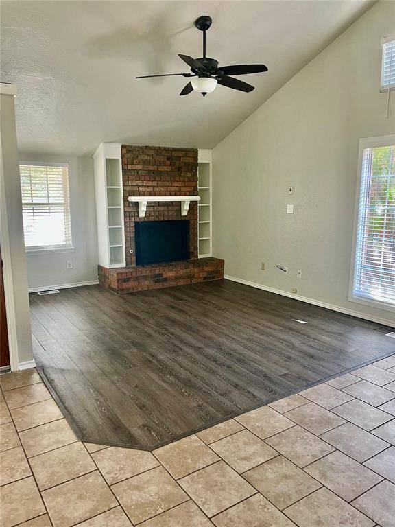 2137 Goodrich DR, Moore, OK 73170