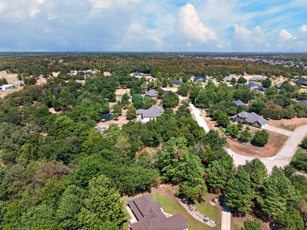Wakefield LN, Choctaw, OK 73020