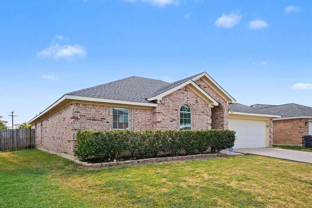 360 Mcmurtry Drive, Arlington, TX 76002