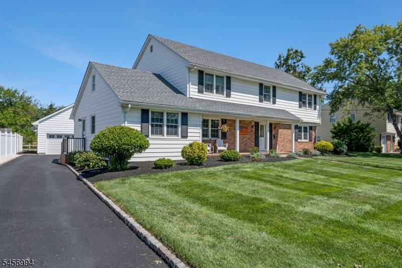 97 Reimer St, Somerville Boro, NJ 08876