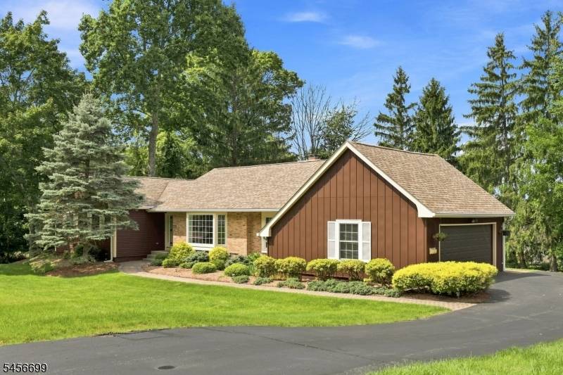 73 Bald Eagle Rd, Allamuchy Twp., NJ 07840