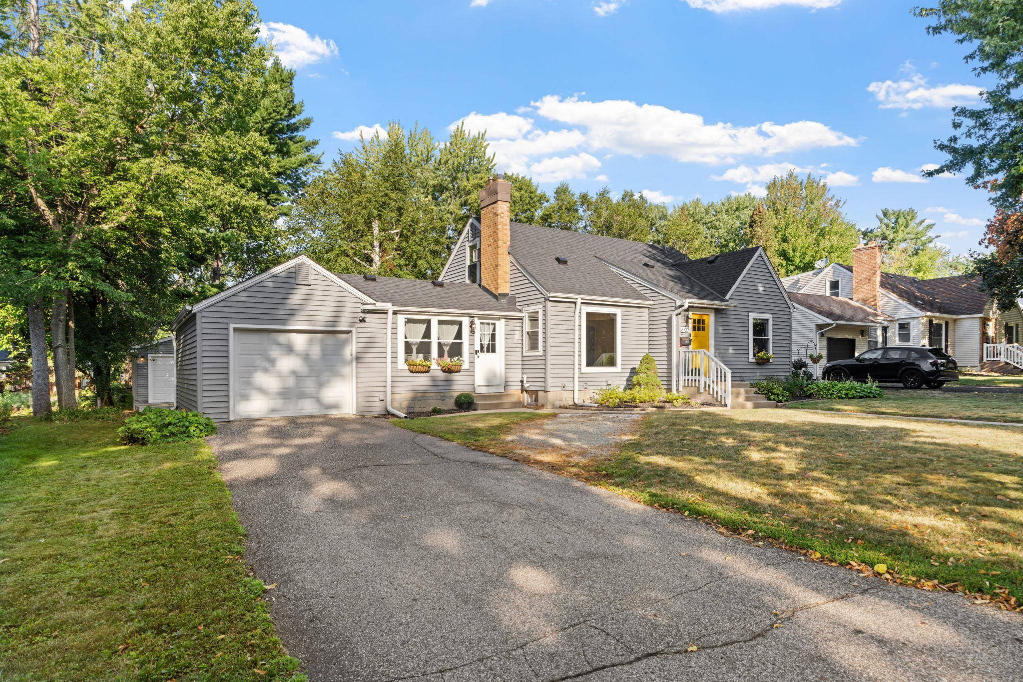 6732 3rd AVE S, Richfield, MN 55423