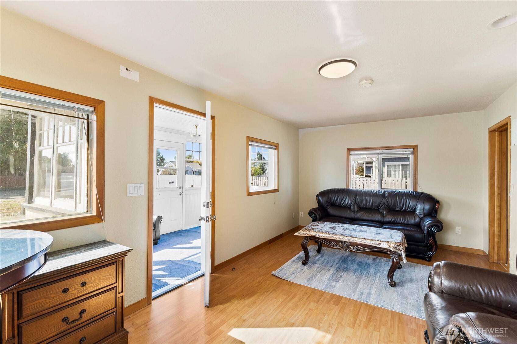456 D Street ST, Blaine, WA 98230