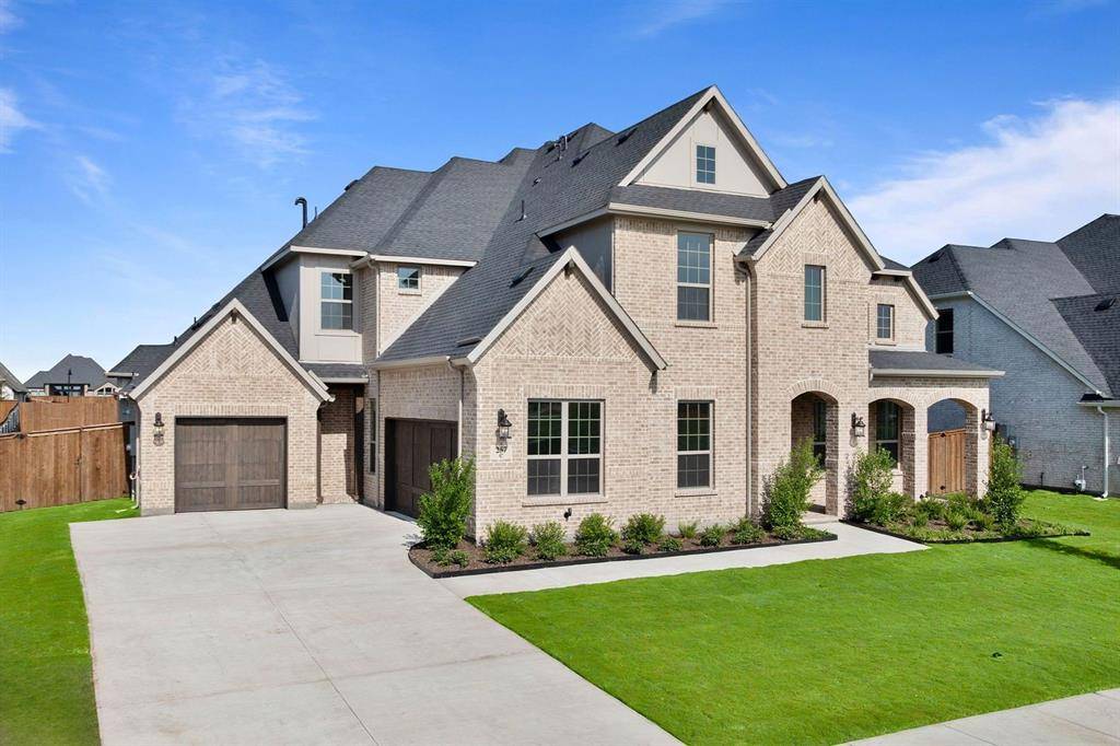 257 Basketflower Drive, Waxahachie, TX 75165