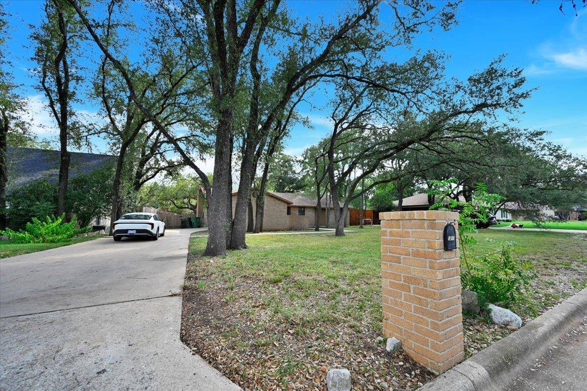 3311 Treadsoft CV, Austin, TX 78748
