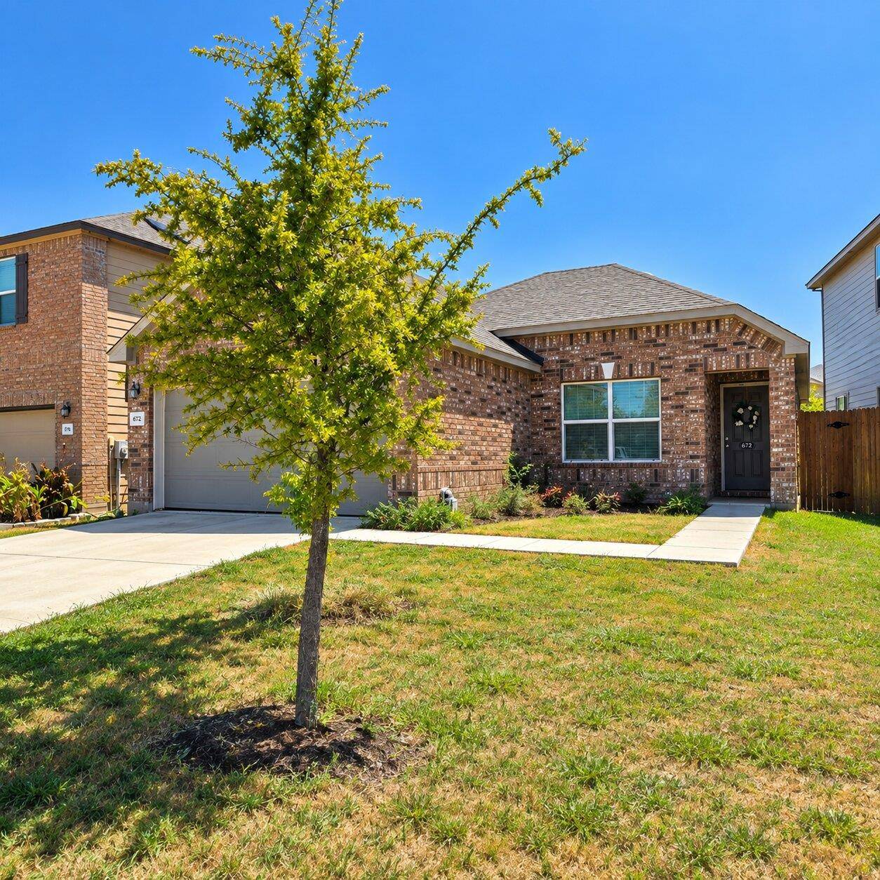 672 Bailey Park DR, Jarrell, TX 76537