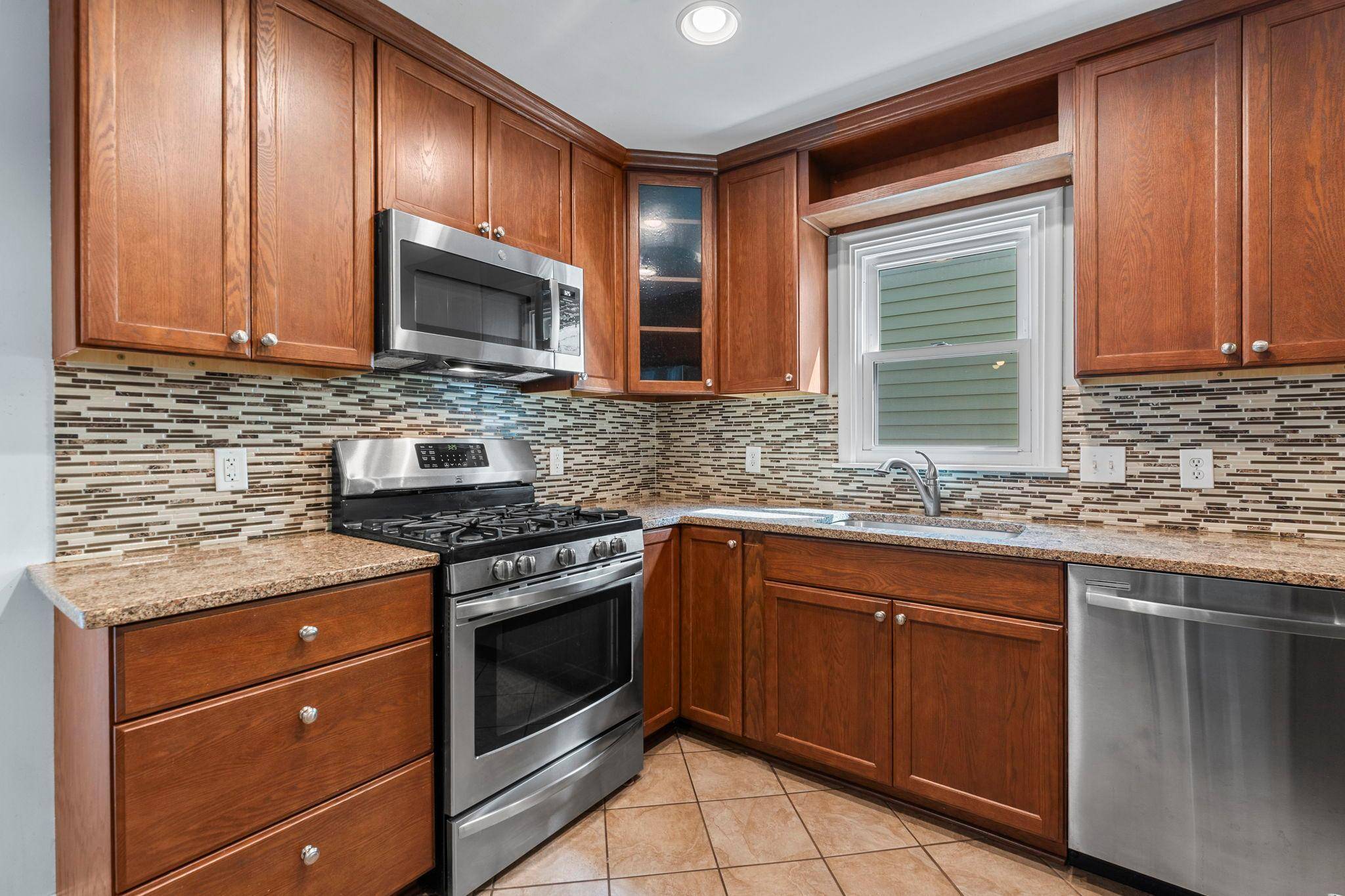 3043 Nevada AVE S, Saint Louis Park, MN 55426