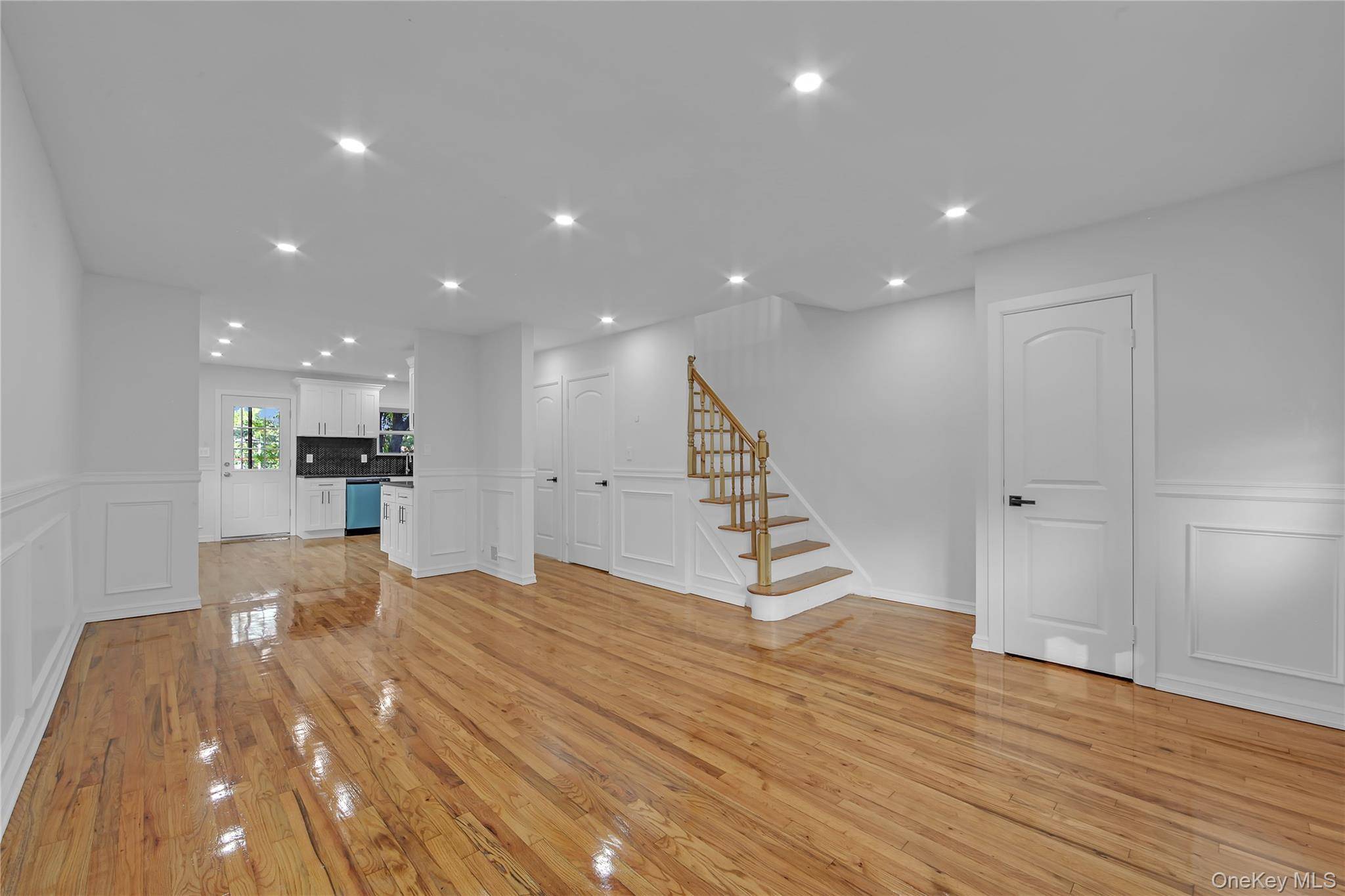 931 E 232nd ST, Bronx, NY 10466