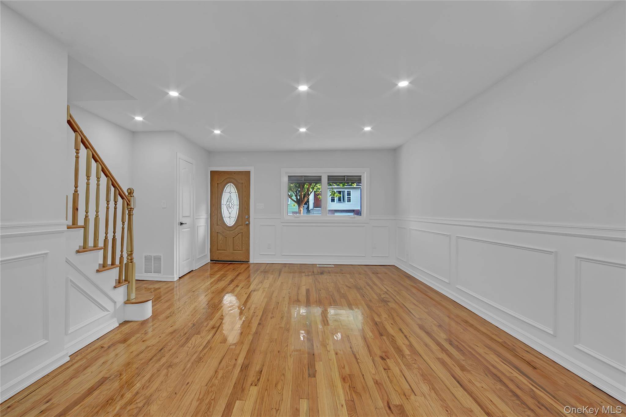 931 E 232nd ST, Bronx, NY 10466