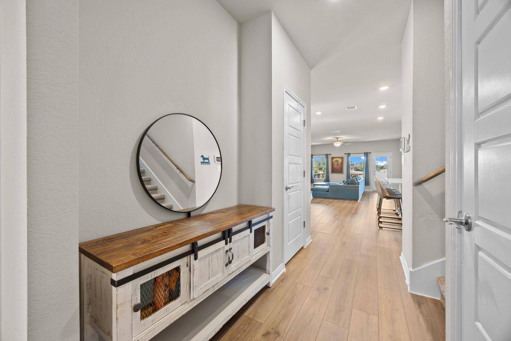 2957 Mill Run BND, Round Rock, TX 78665