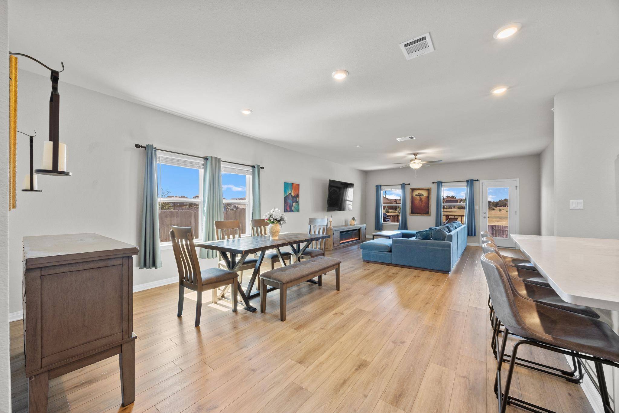 2957 Mill Run BND, Round Rock, TX 78665