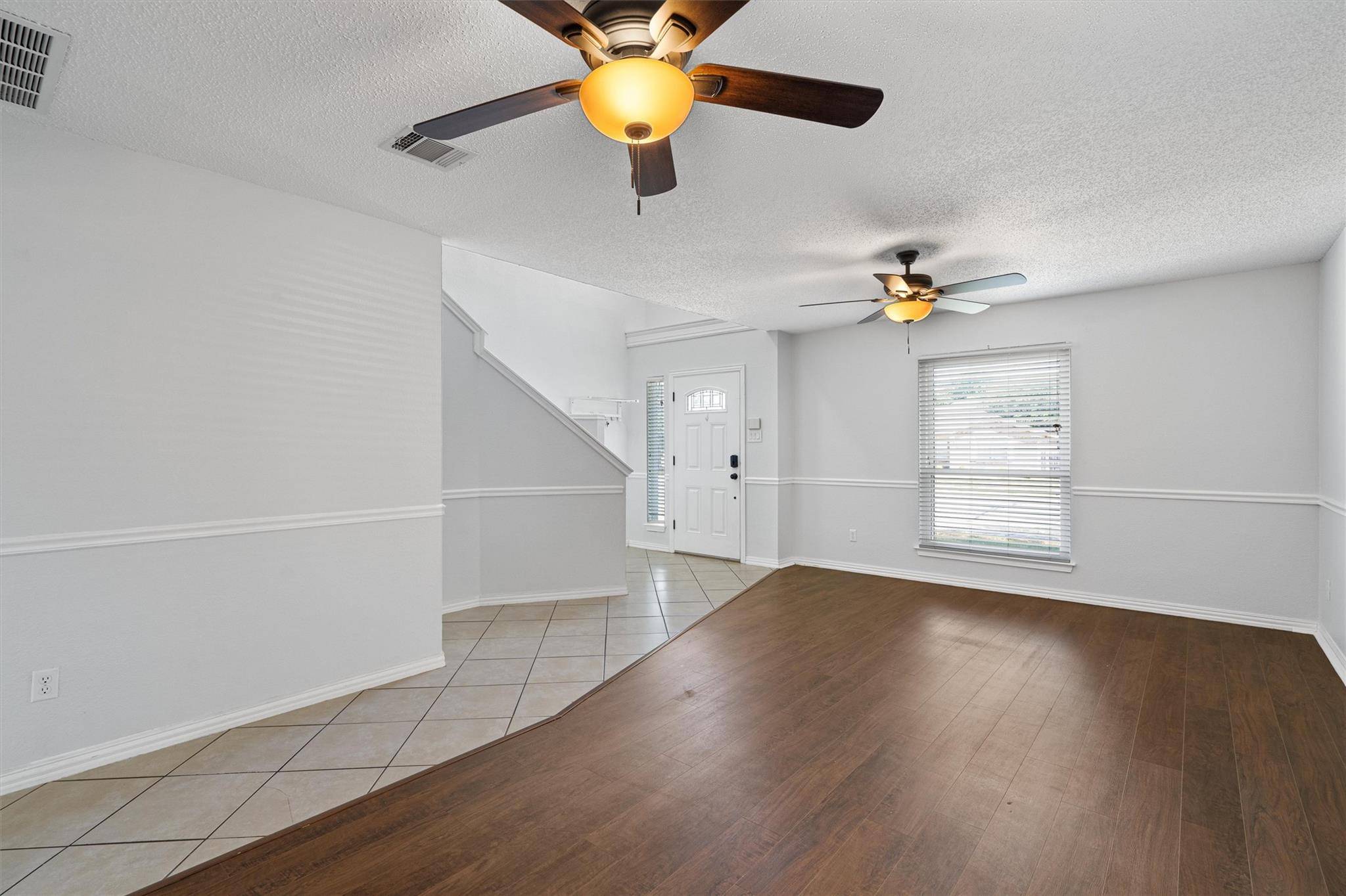 1402 Gulf WAY, Round Rock, TX 78665