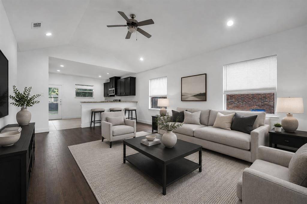 4902 Rimwood Drive, Balch Springs, TX 75180