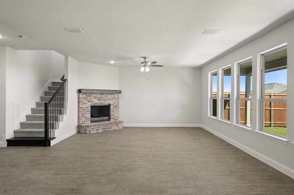 316 Reliance Road, Godley, TX 76044