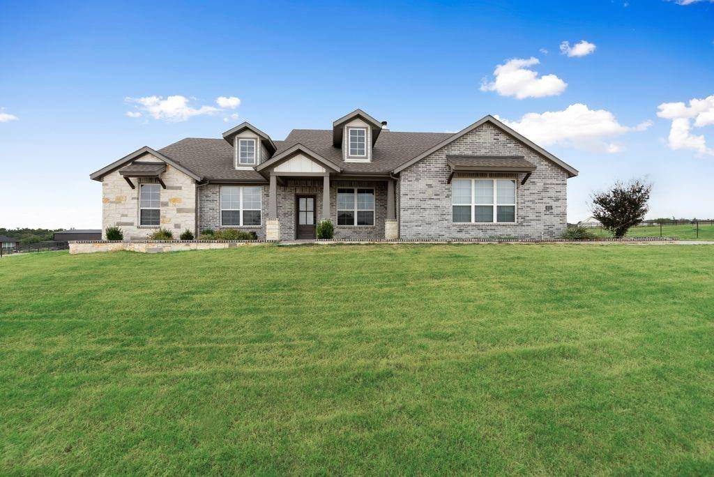 6016 Ember Crest Drive, Weatherford, TX 76085