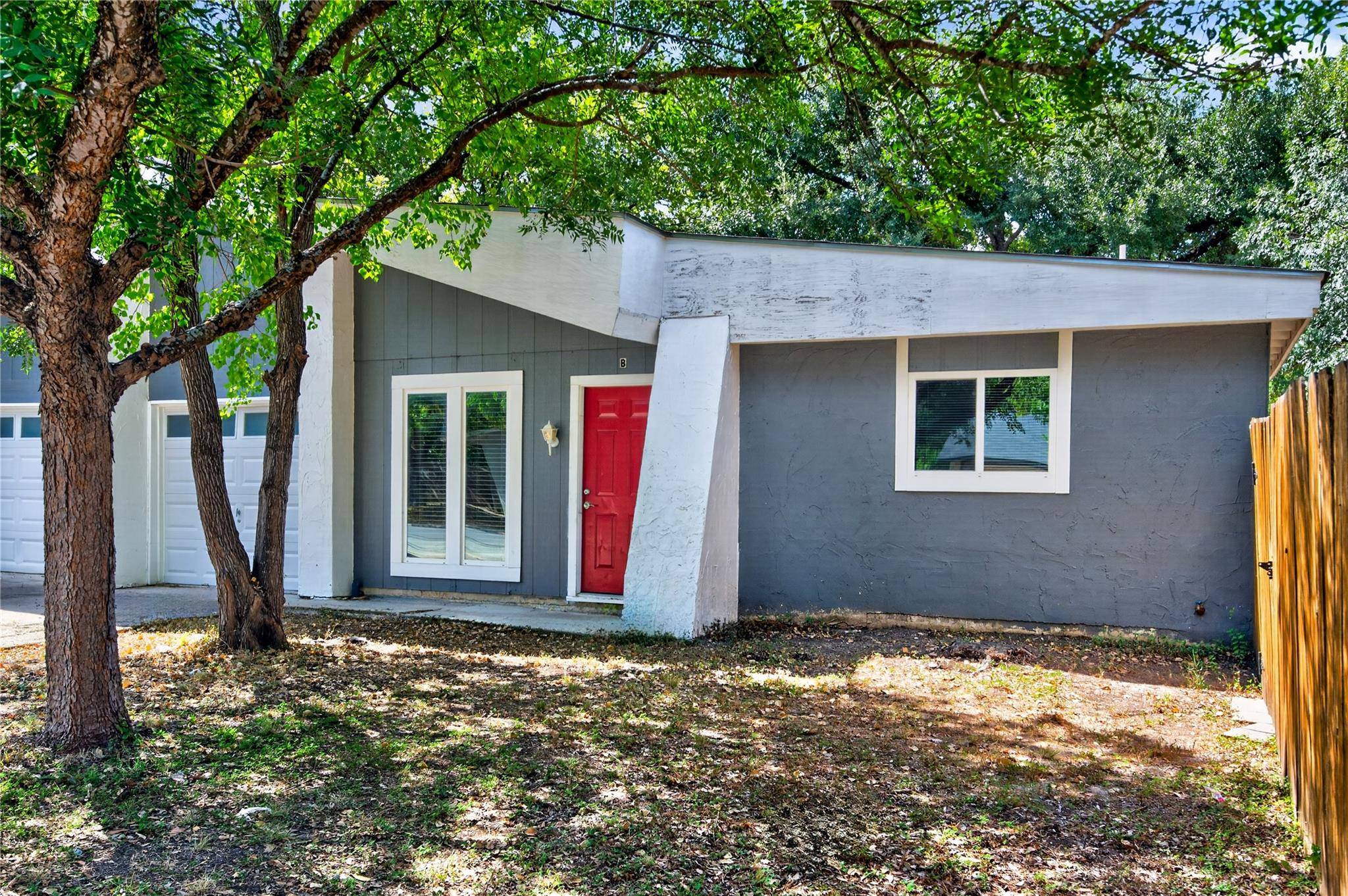 2201 Deadwood DR #B, Austin, TX 78744