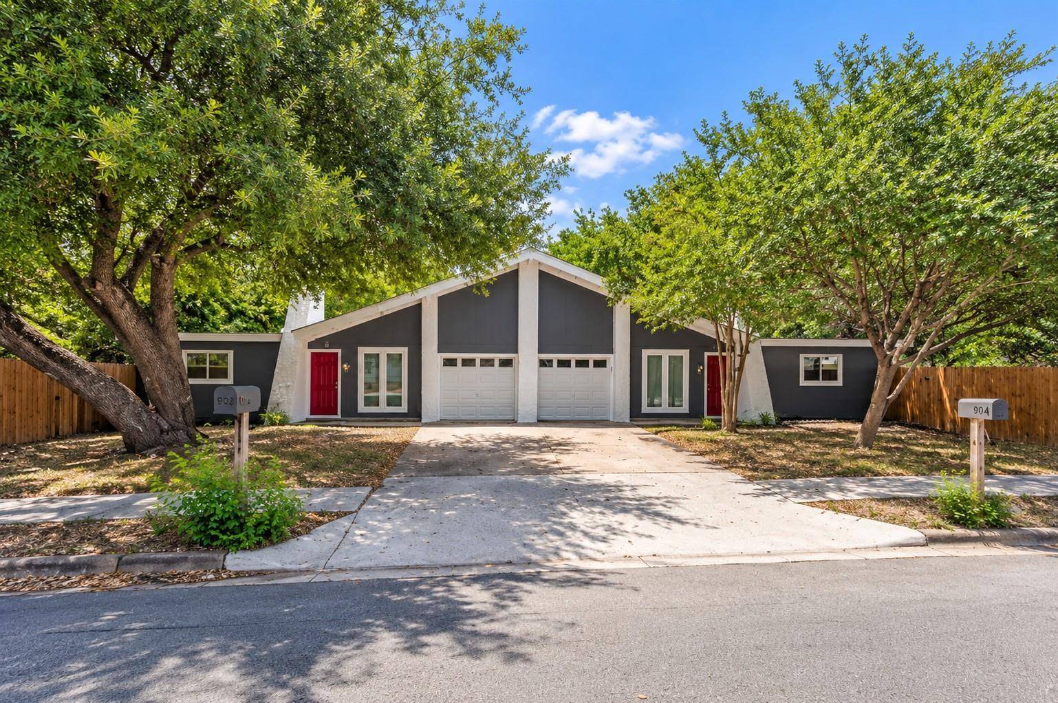 2201 Deadwood DR #B, Austin, TX 78744