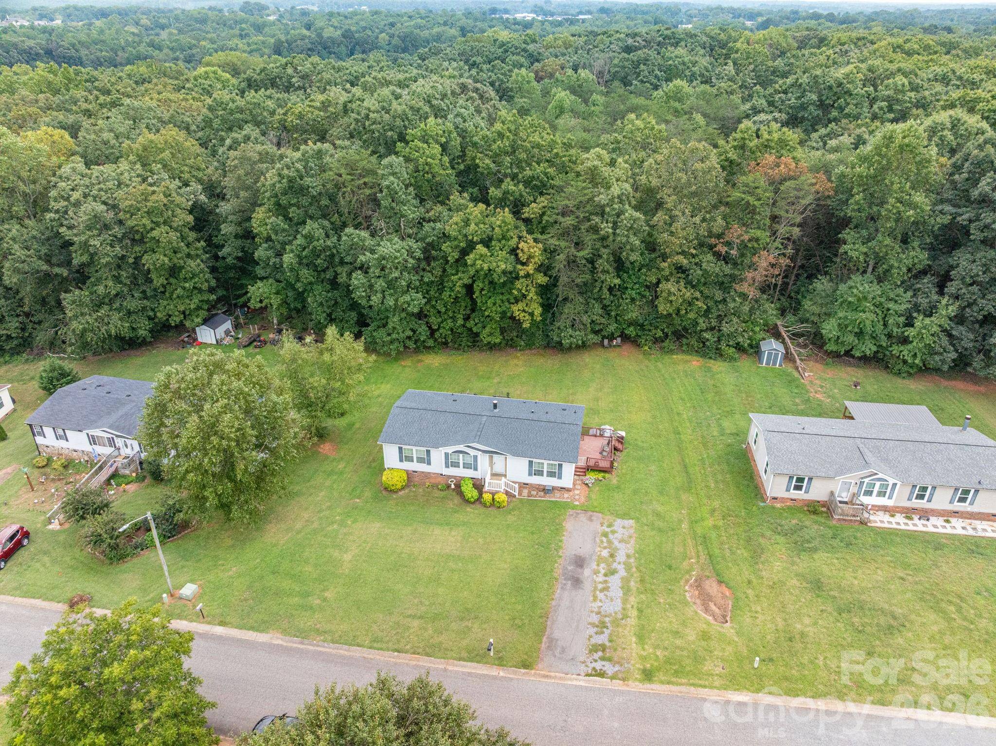 2224 Sterling Ridge DR, Newton, NC 28658