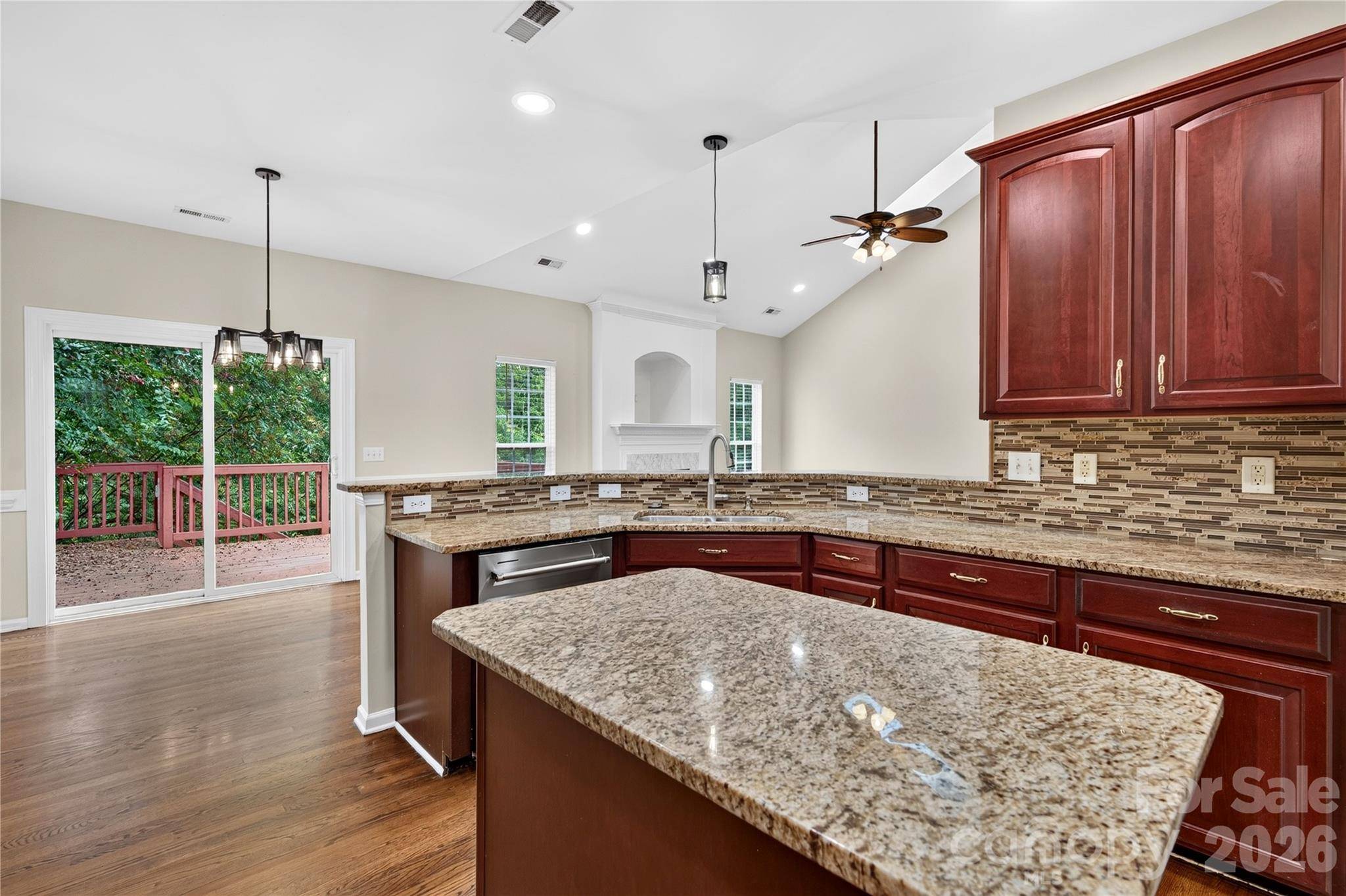 10822 Chamberlain Hall CT, Charlotte, NC 28277