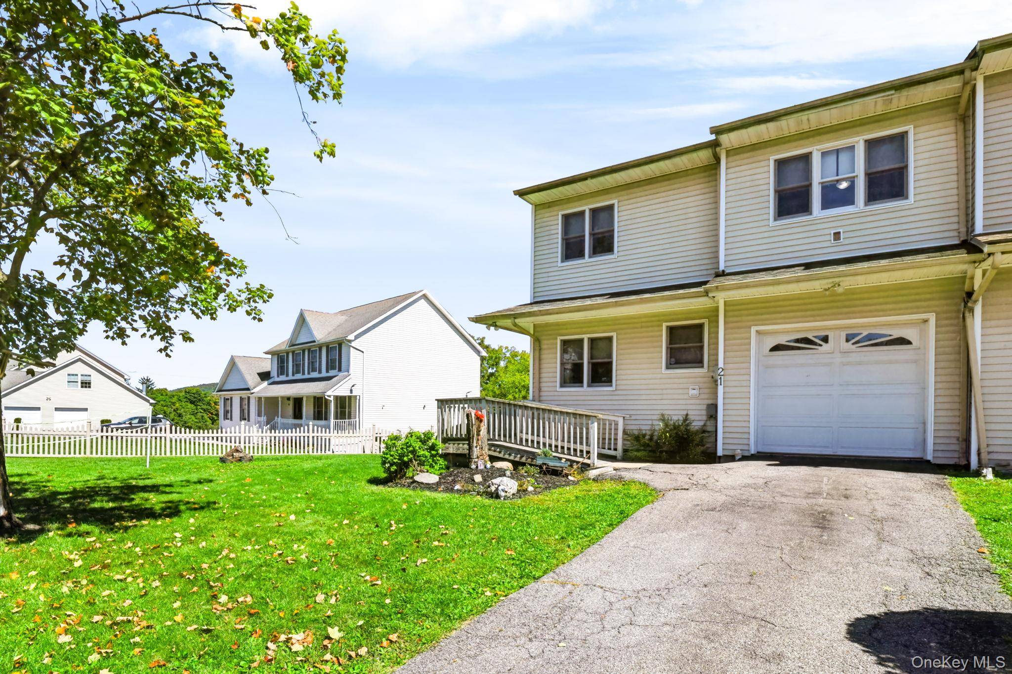 21 Darin RD, Warwick, NY 10990