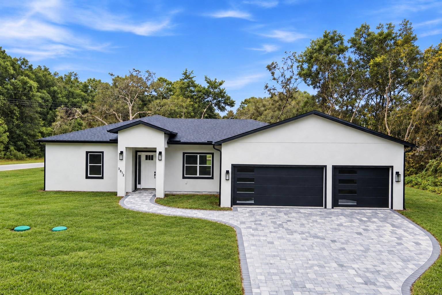 3812 E WALKER ST, Inverness, FL 34453
