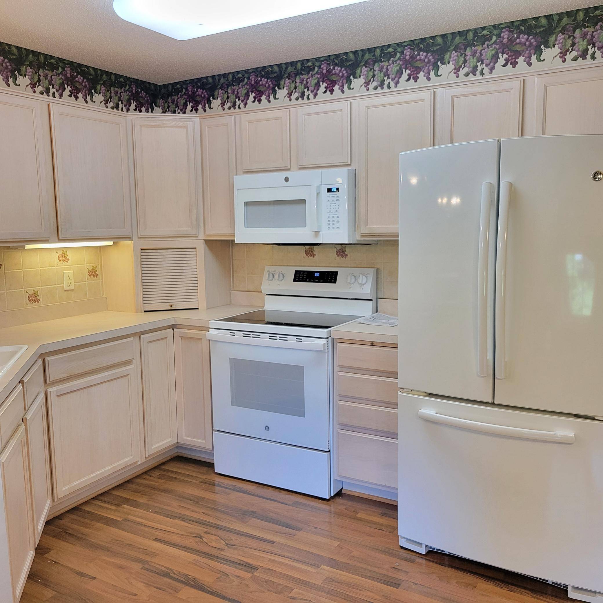 821 Greensview CT NW, Hutchinson, MN 55350
