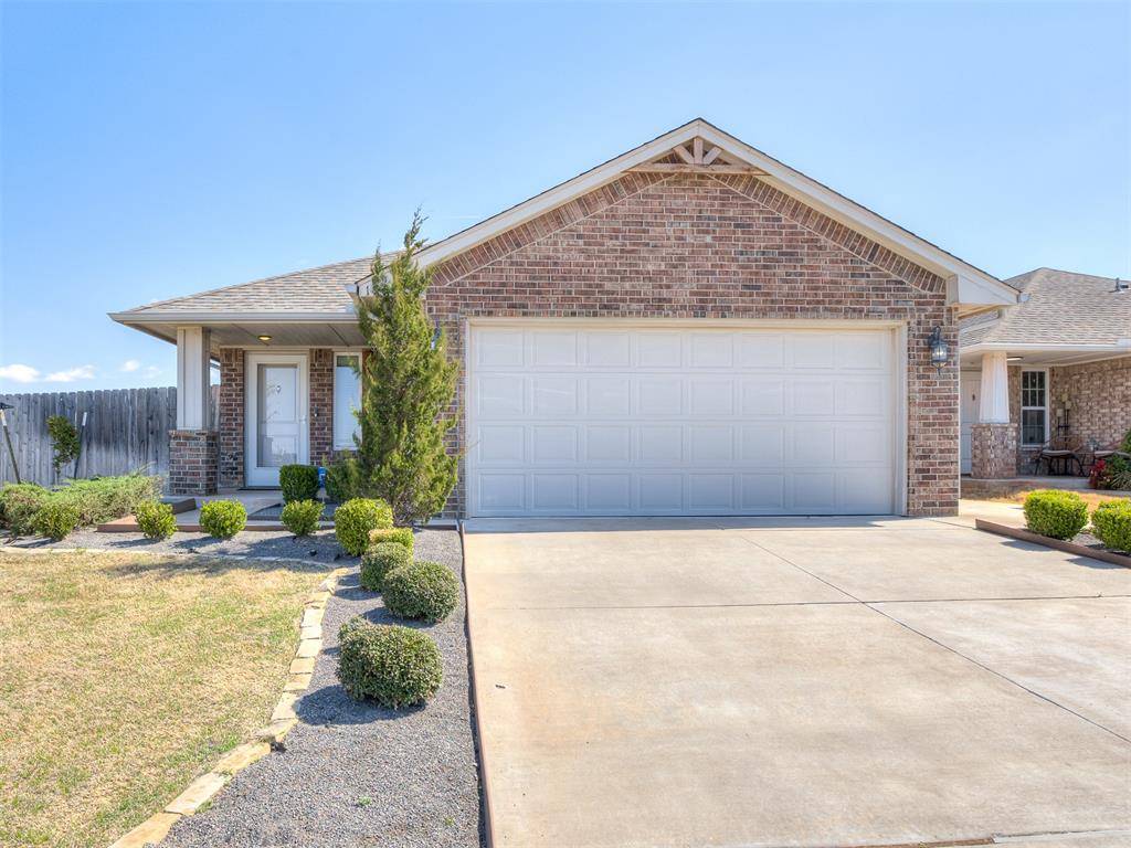 19628 Brookville DR, Edmond, OK 73012