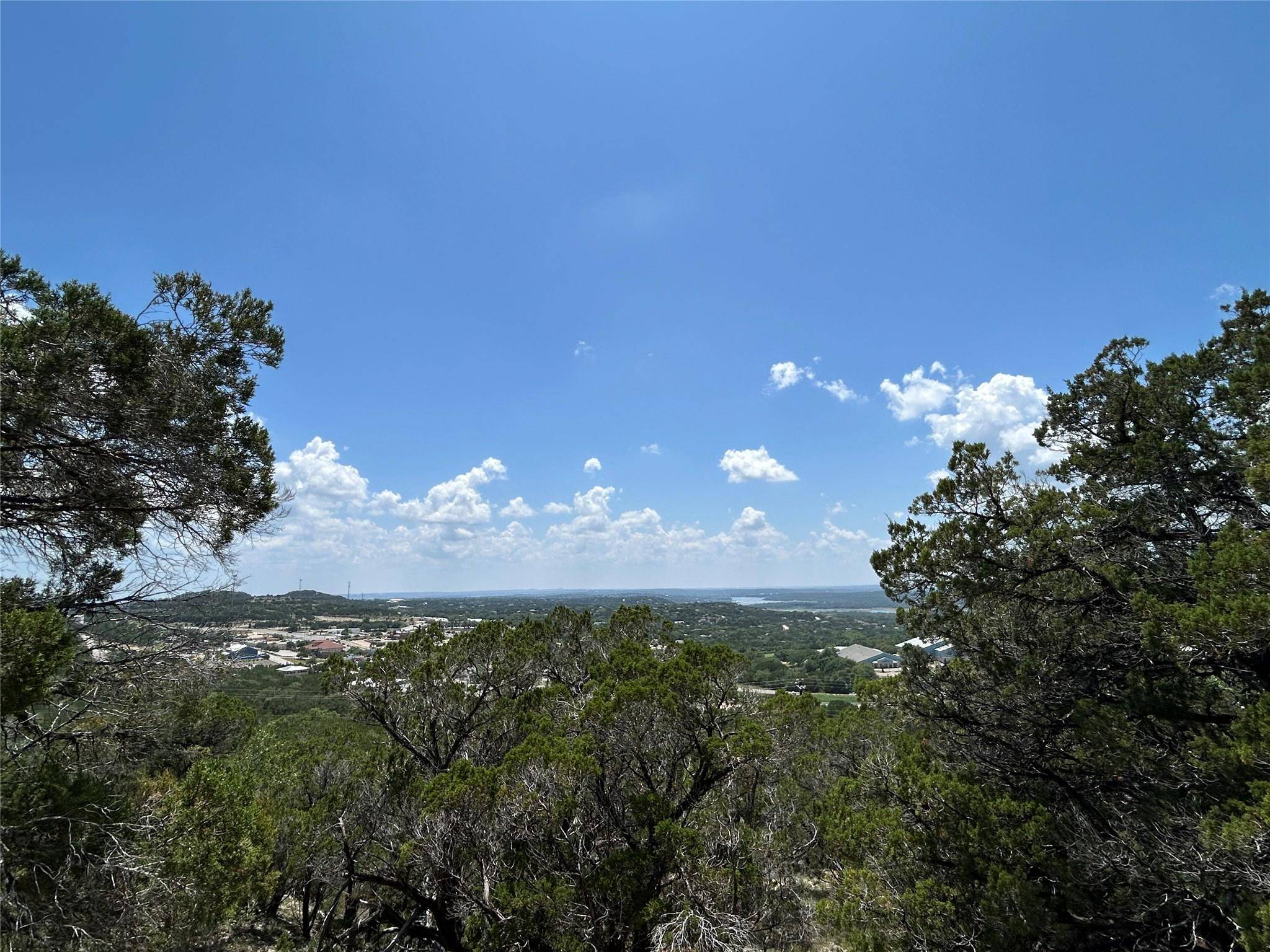 8197 - 8199 Arroyo Ave, Lago Vista, TX 78645