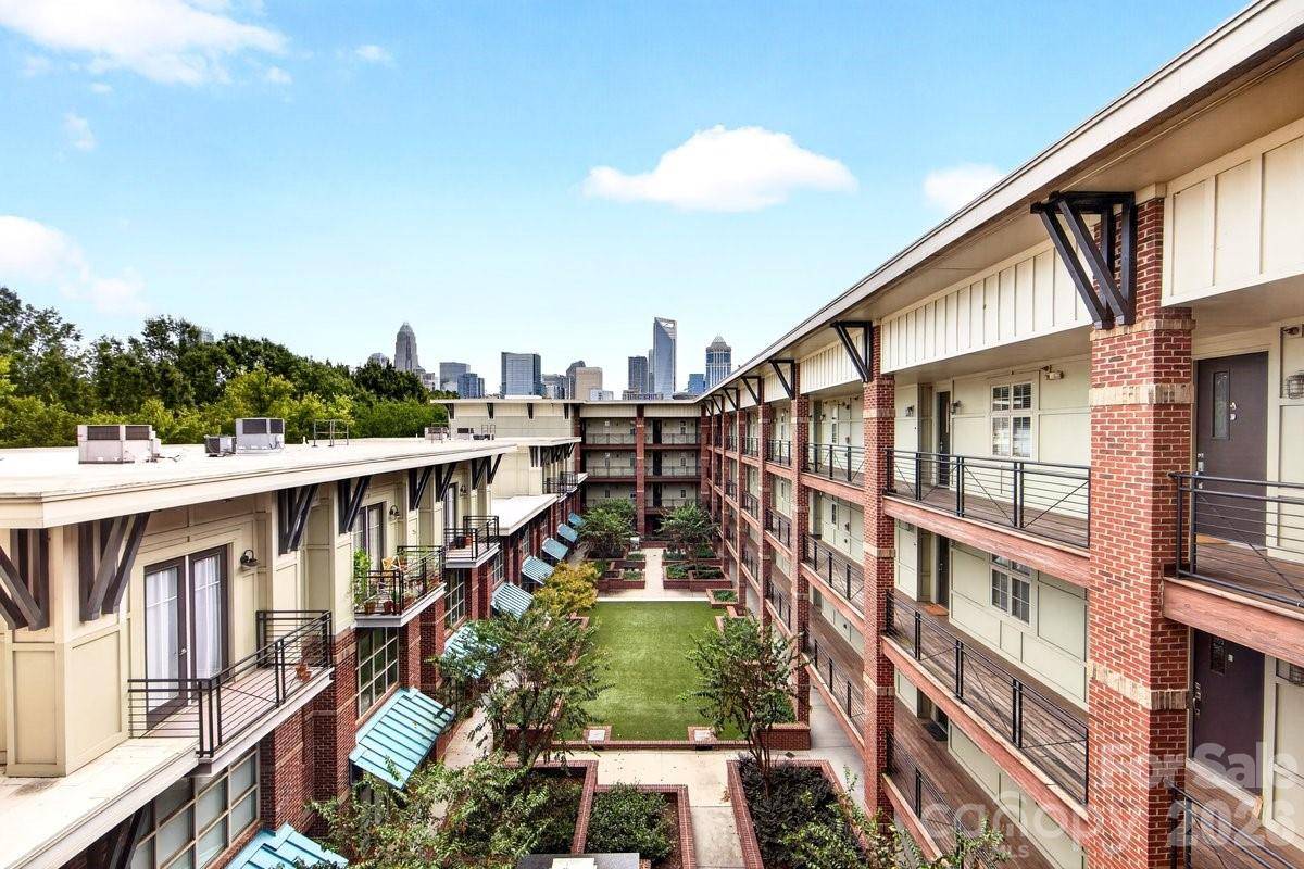 1101 W 1st ST, Charlotte, NC 28202