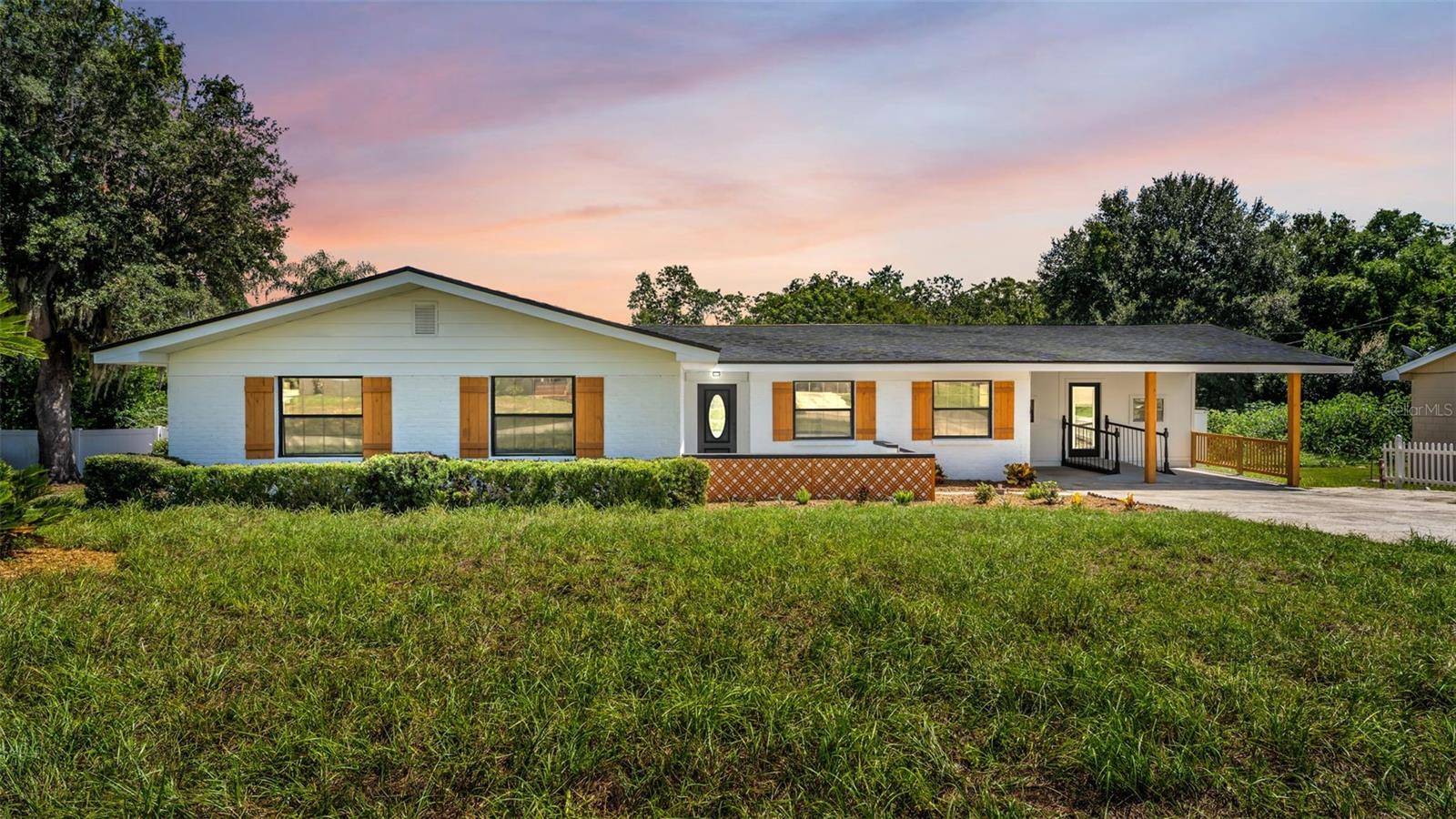 822 17TH TER NE, Winter Haven, FL 33881