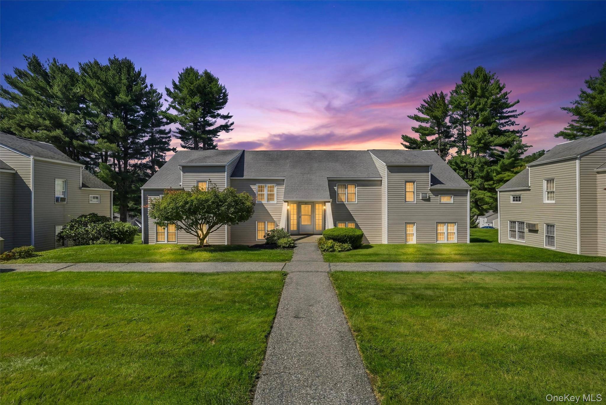 1704 Holly Stream CT, Brewster, NY 10509