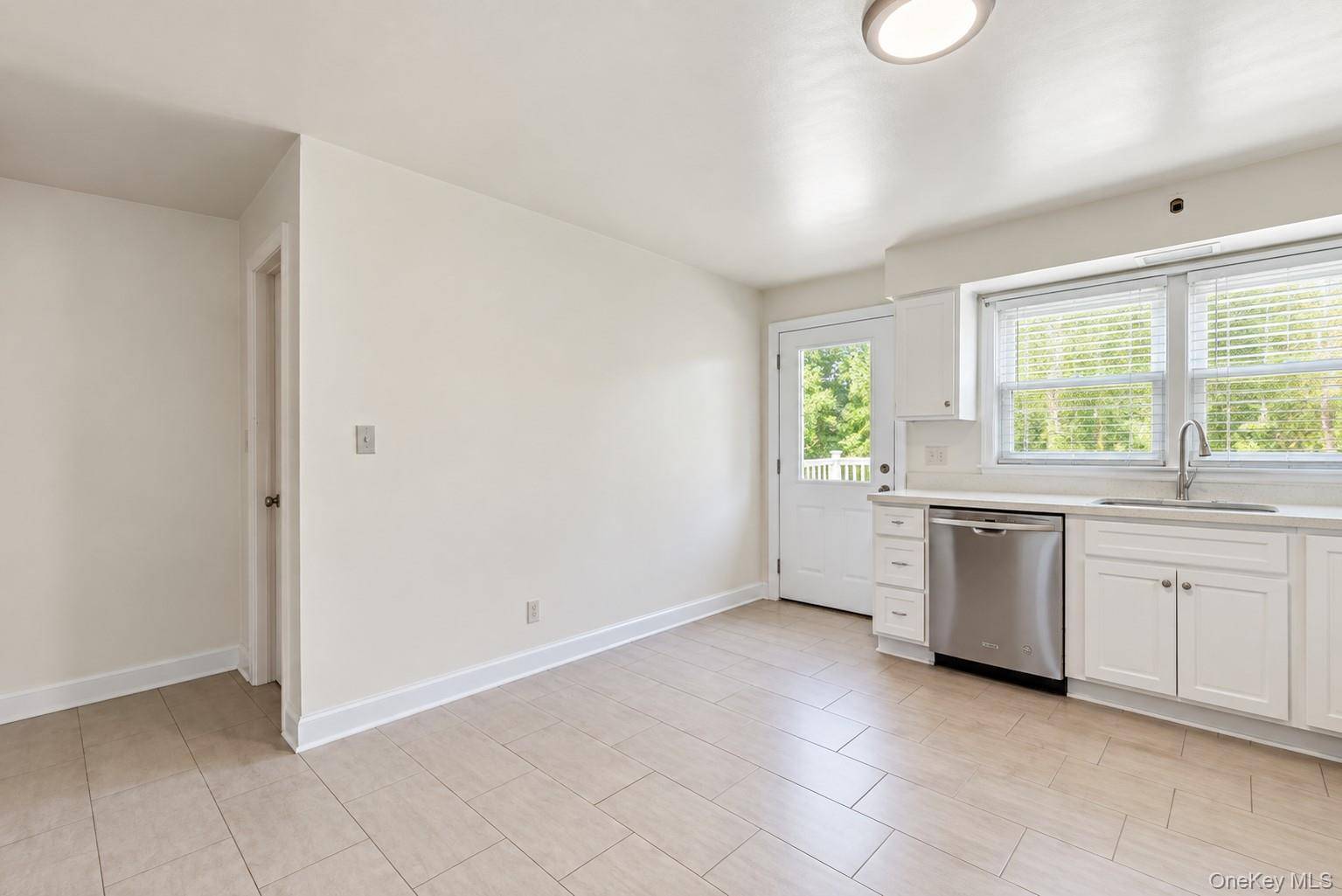 74 View ST, Greenwich, CT 06830