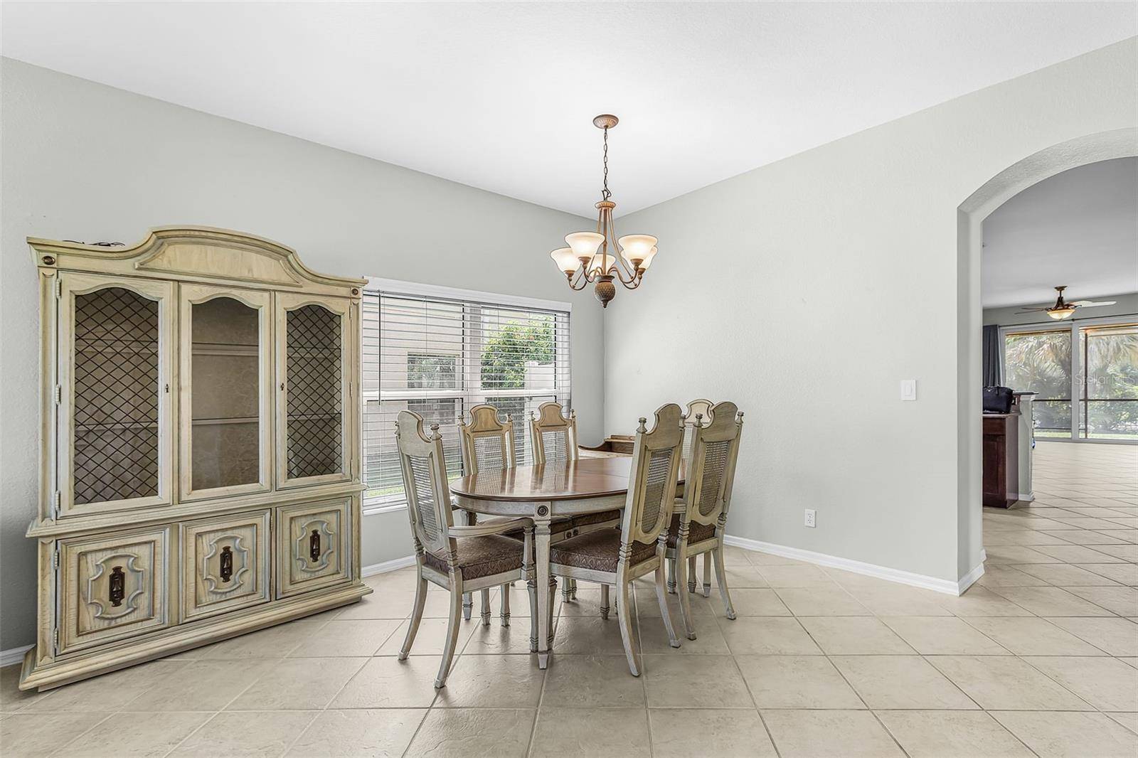 2229 CAPE HEATHER CIR, Cape Coral, FL 33991