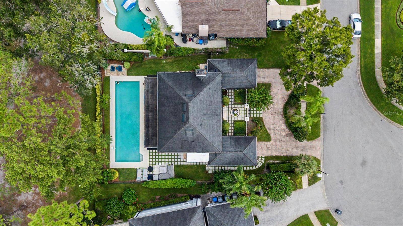 3909 NORTHAMPTON WAY, Tampa, FL 33618