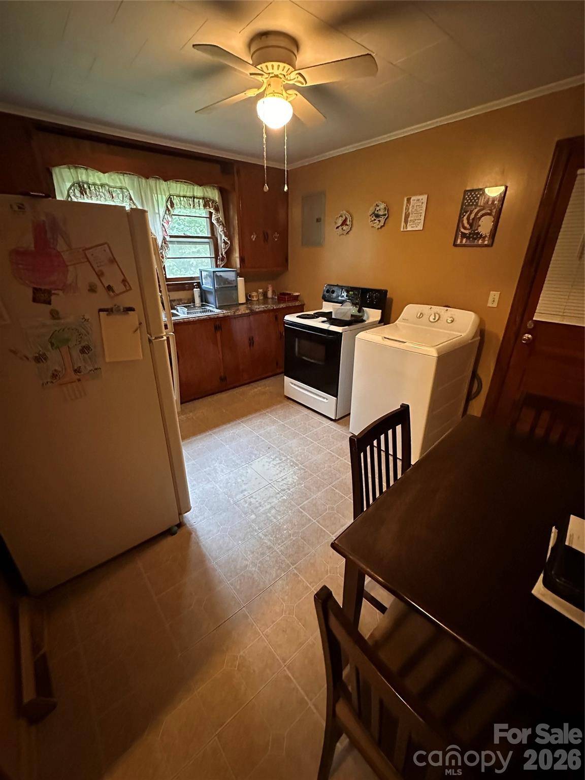 107 Vida LN, Cherryville, NC 28021