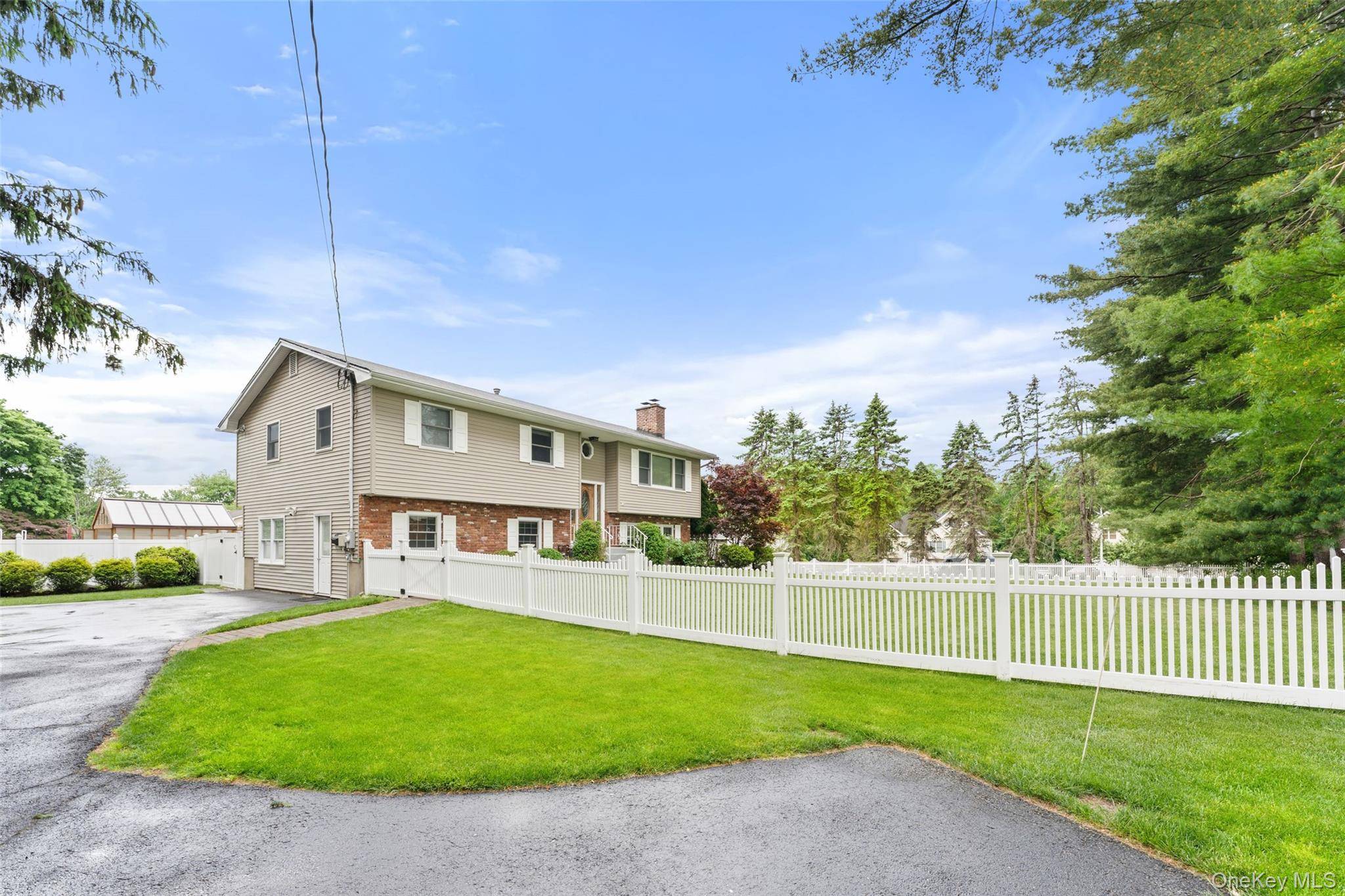 1 Sherwood RD, Congers, NY 10920