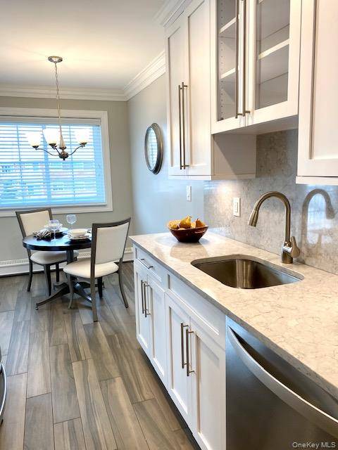 18 Williams BLVD #18-2B, Lake Grove, NY 11755