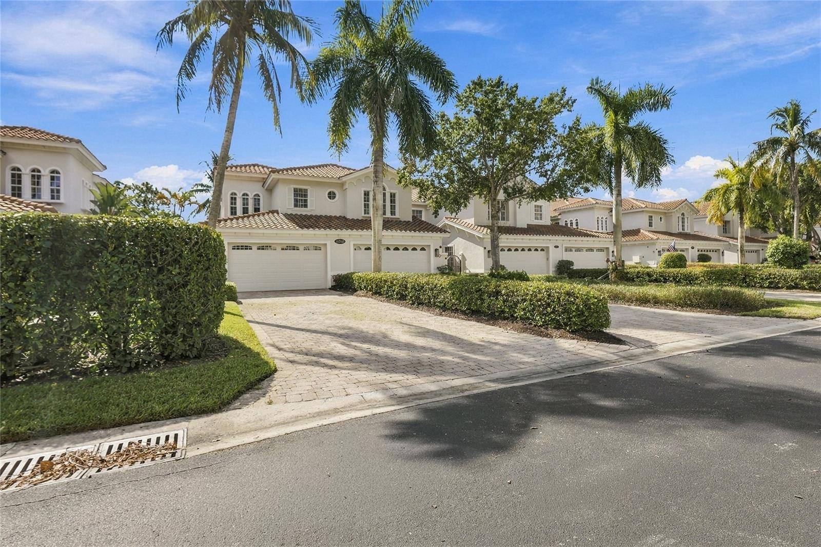 9010 CASCADA WAY #201, Naples, FL 34114