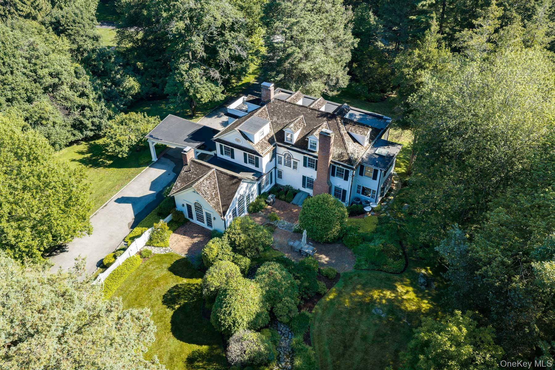 120 Scarborough RD, Briarcliff Manor, NY 10510