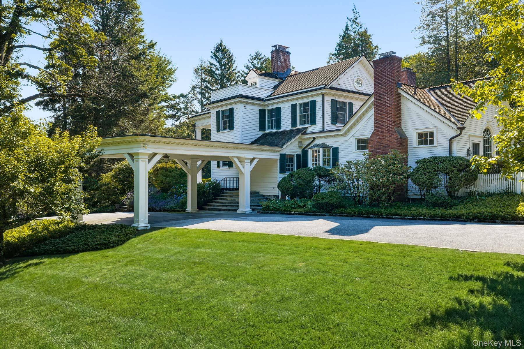 120 Scarborough RD, Briarcliff Manor, NY 10510