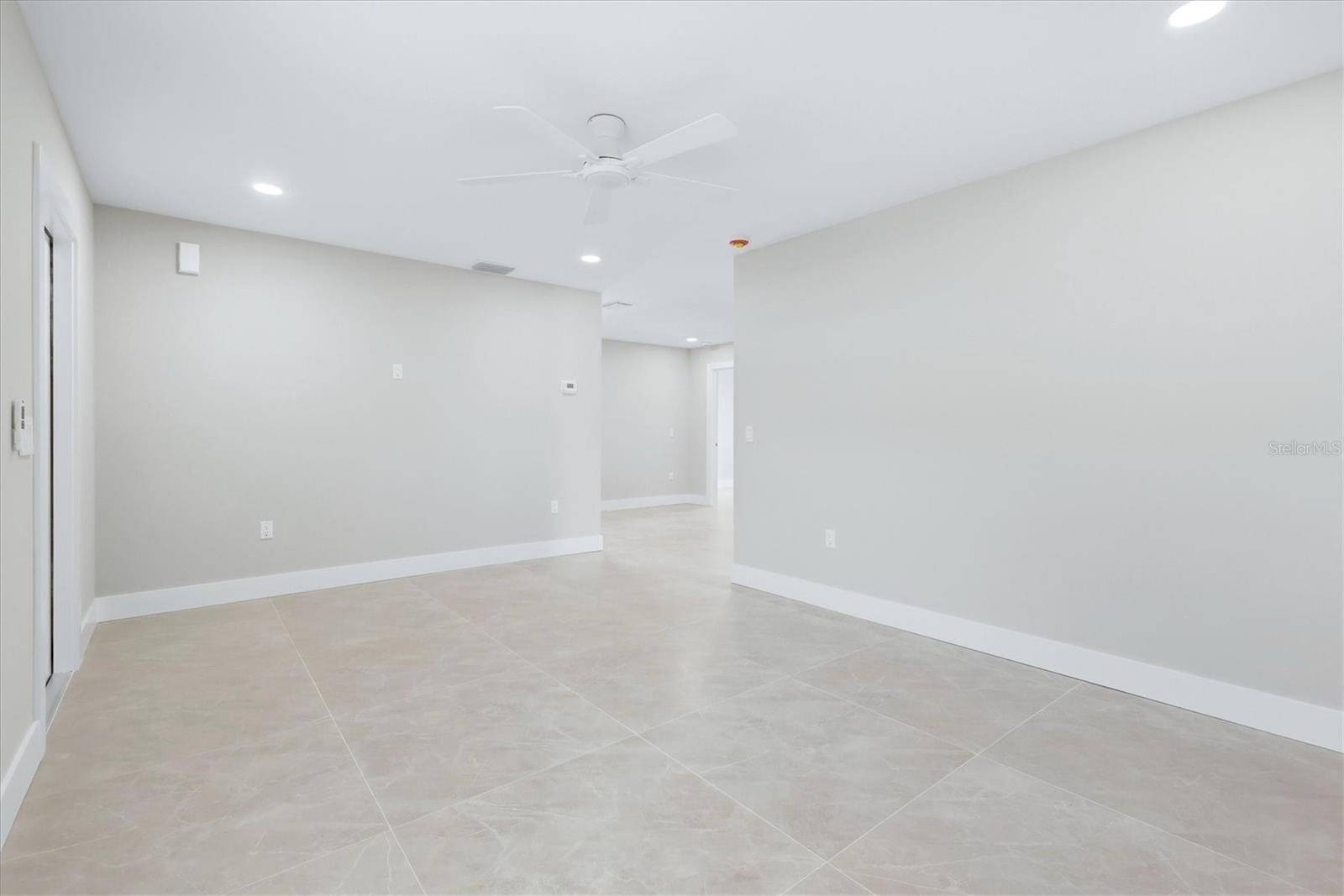 3021 14TH ST E, Bradenton, FL 34208