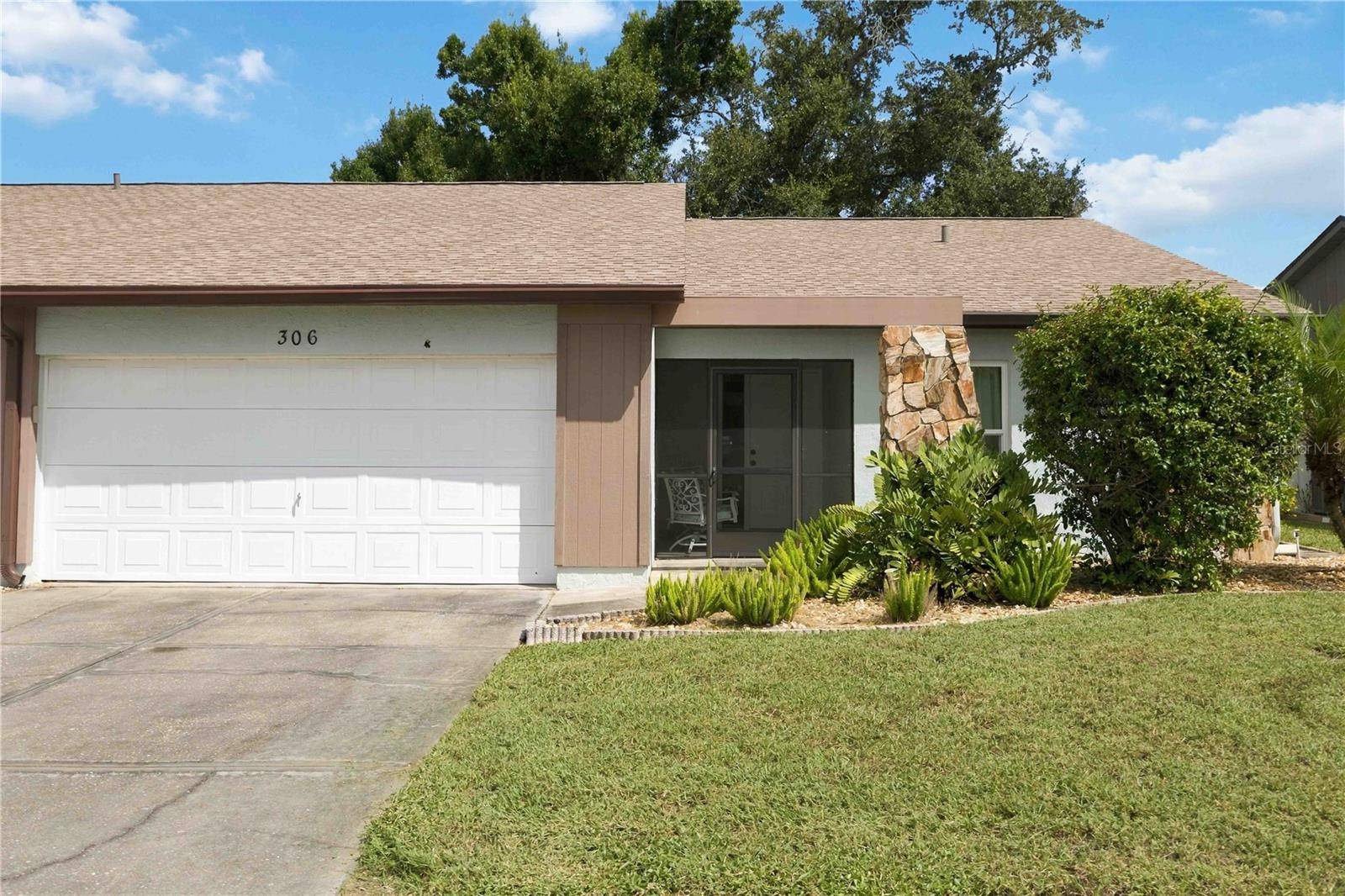 306 PERSIMMON ST #208, Englewood, FL 34223