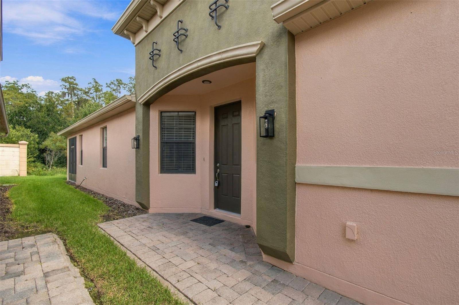 884 GRAND CANAL DR, Kissimmee, FL 34759