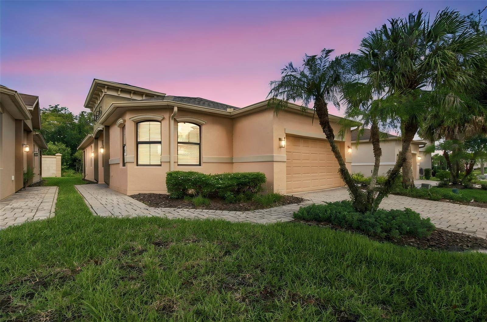 884 GRAND CANAL DR, Kissimmee, FL 34759