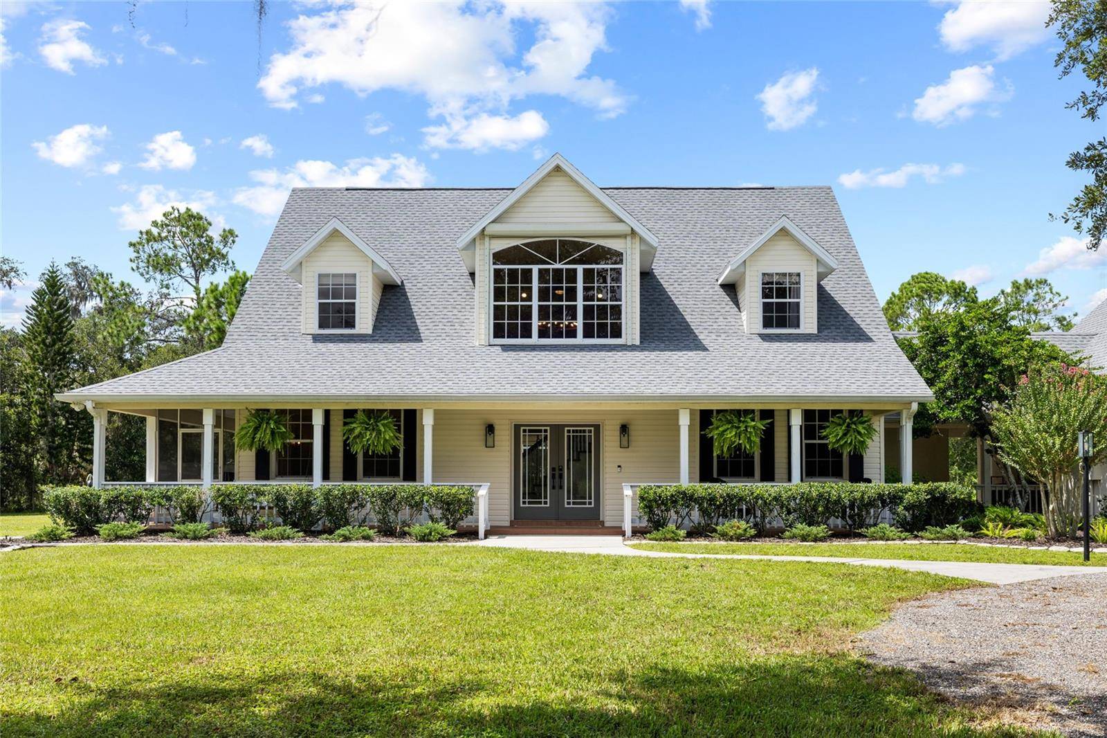 1070 BEL AIR STAR Pkwy, Sarasota, FL 34240