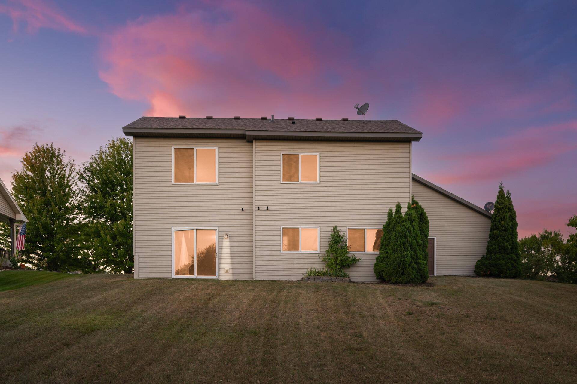 3668 Woodside DR, Monticello, MN 55362
