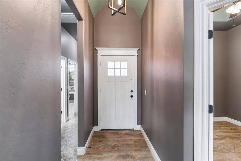 2640 Coles Creek LN, Yukon, OK 73099