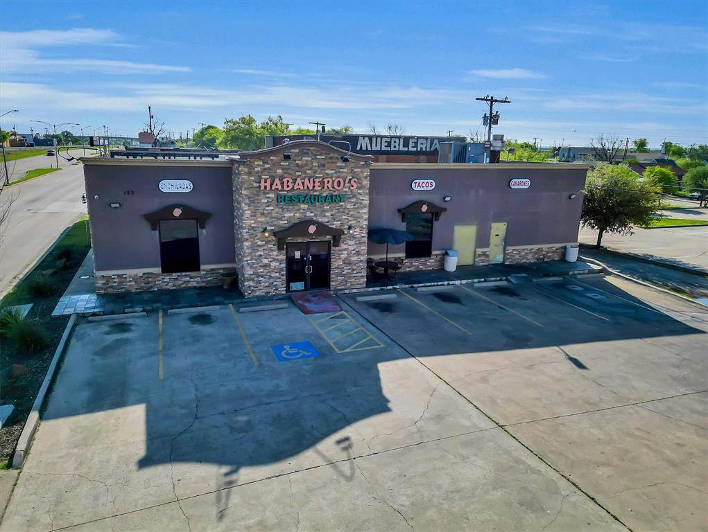 123 E Jefferson Street, Grand Prairie, TX 75051