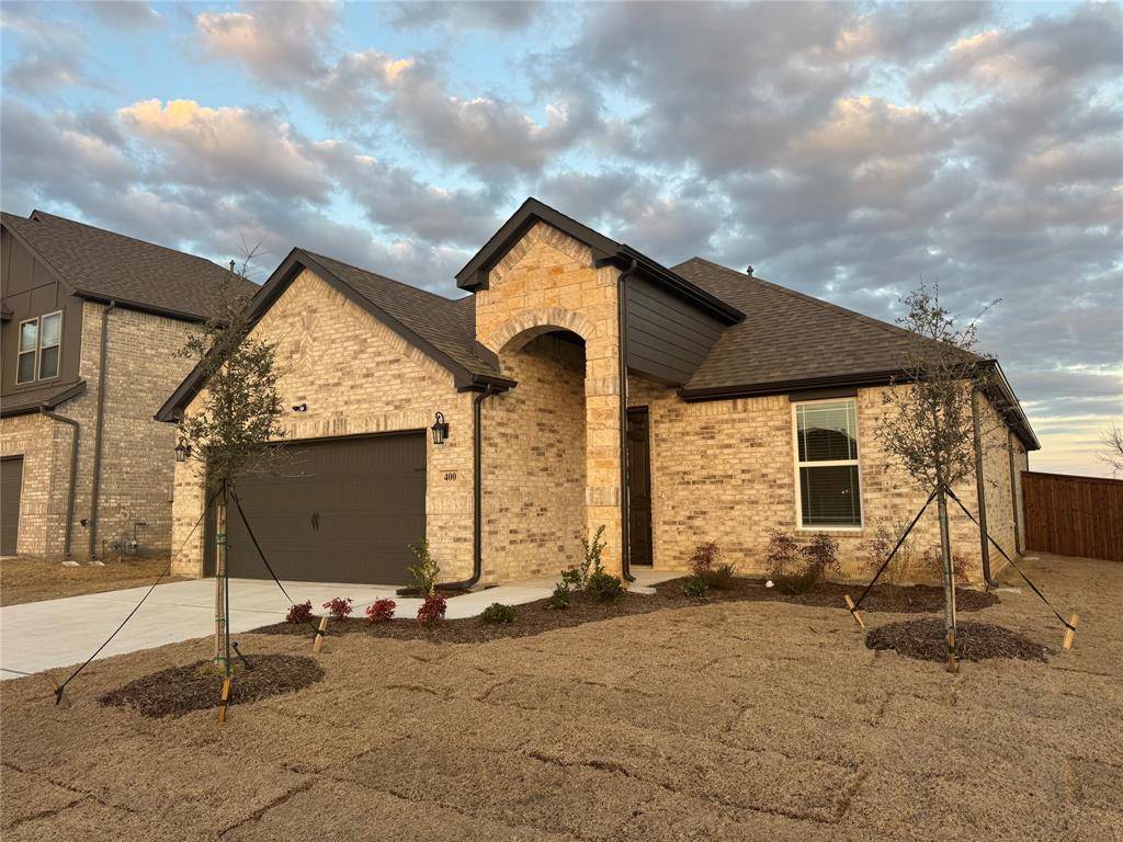 400 Stone Hollow Drive, Ferris, TX 75125