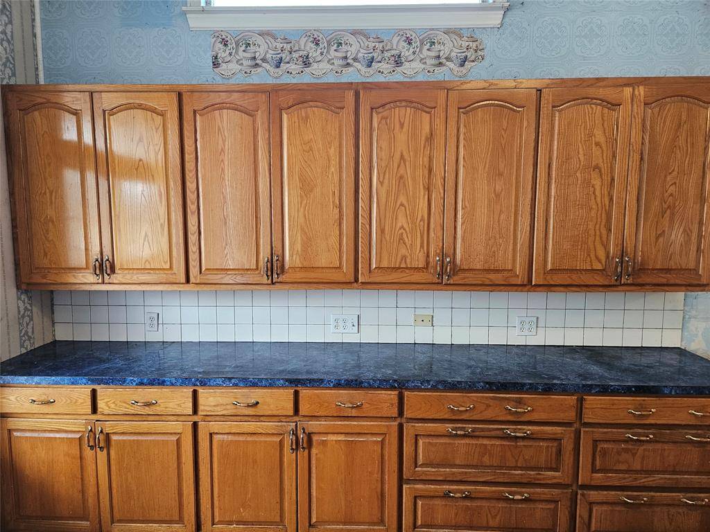 716 Dogwood Street, Robinson, TX 76706